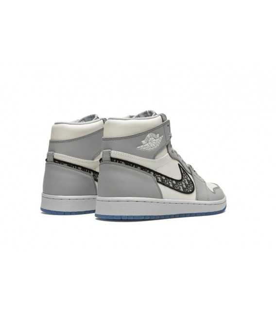 Nike Men Jordan x Dior Air Jordan 1 High sneakers MAN