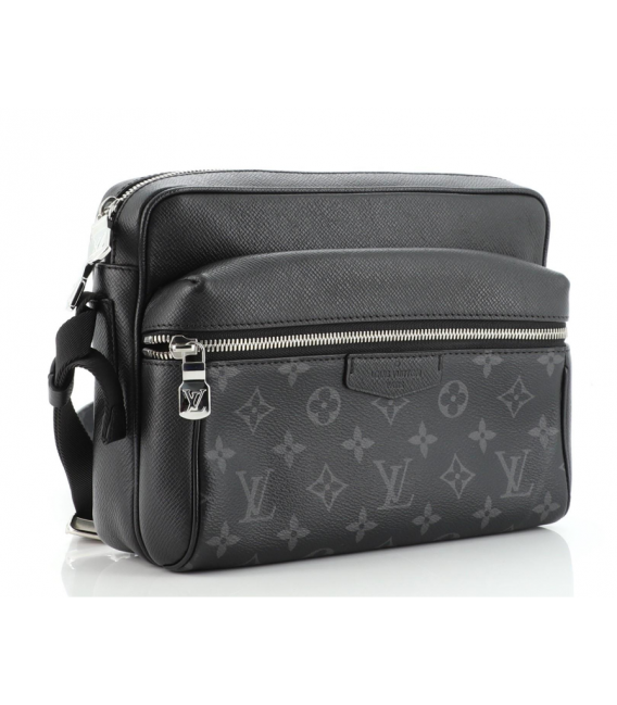 OUTDOOR MESSENGER TASCHE Louis Vuitton Bag Men MAN