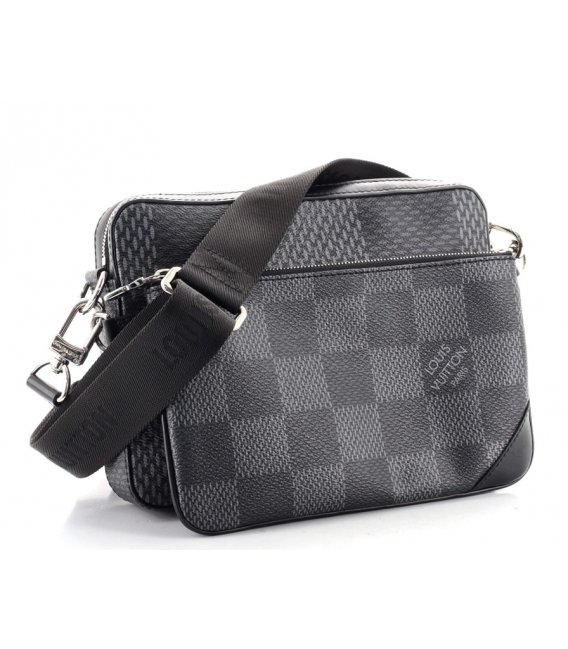 TRIO MESSENGER Louis Vuitton Bag Men MAN